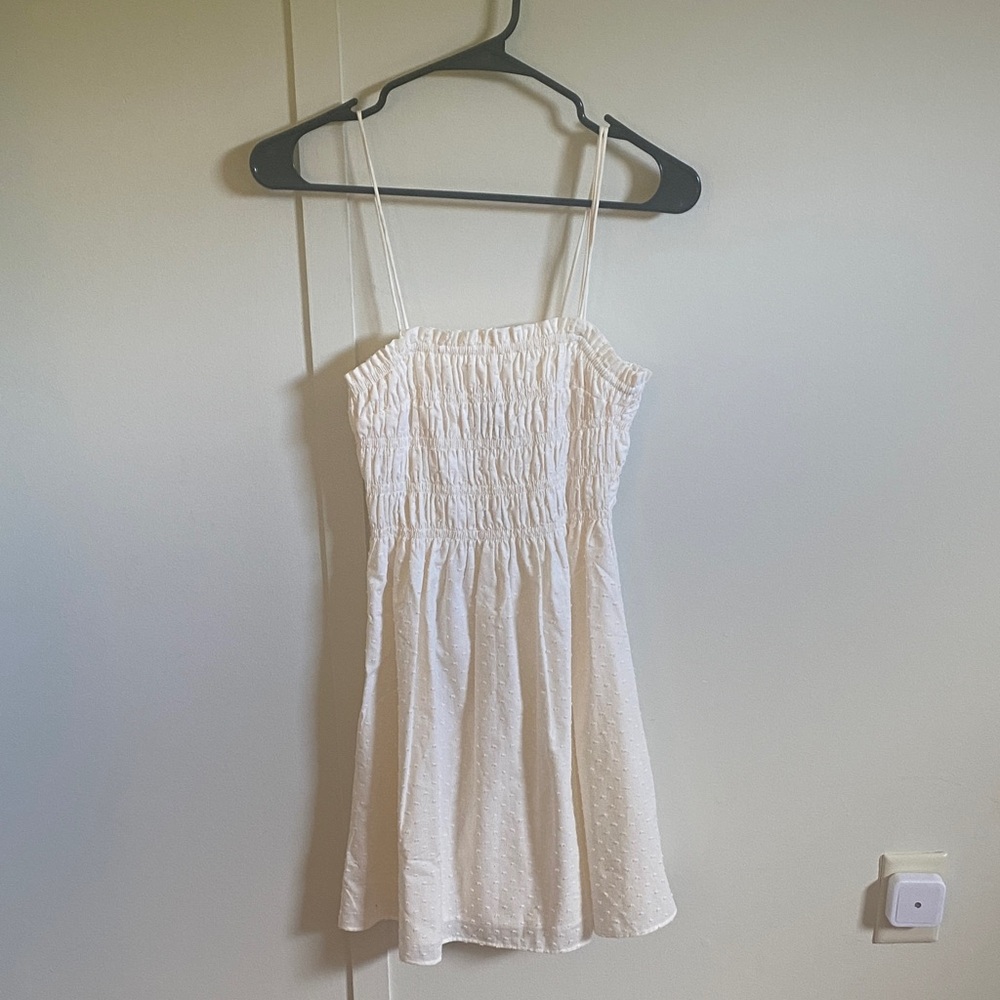 H&M Cream Sleeveless Dress